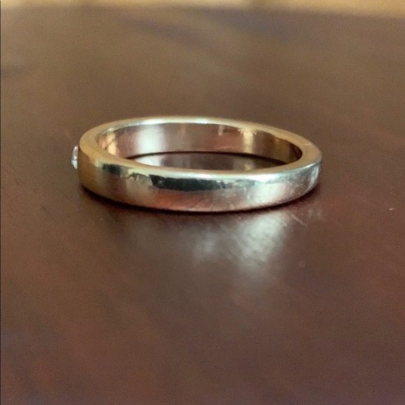 Gold tone rhinestone ring size 6.5 - Picture 2 of 6